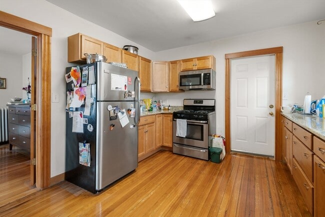 Photo - 26 Chilton St Unit 3