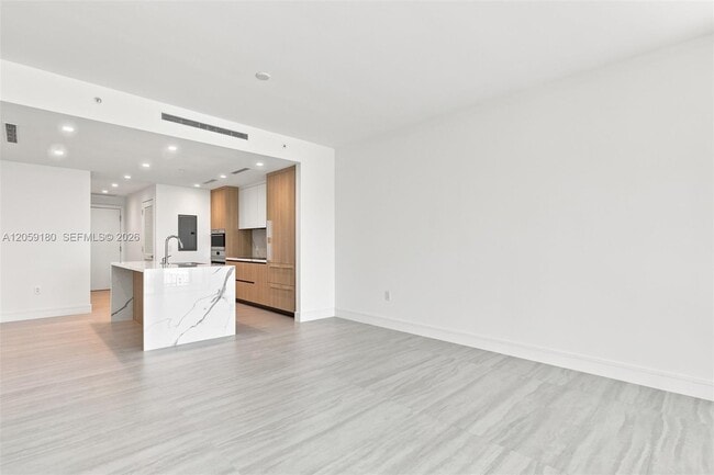 Photo - 2411 Laguna Cir Unit 1107