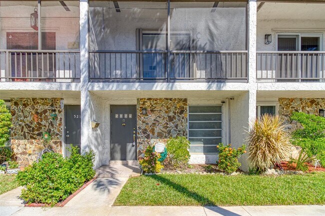 Photo - 5209 SW 40th Ave