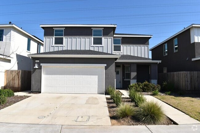 Building Photo - 2449 Explorador Dr Rental
