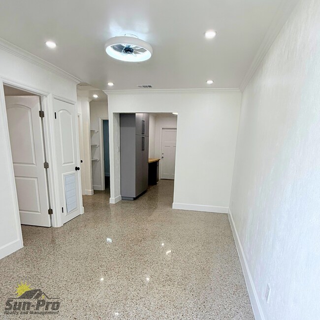 Photo - 750 Bethune St