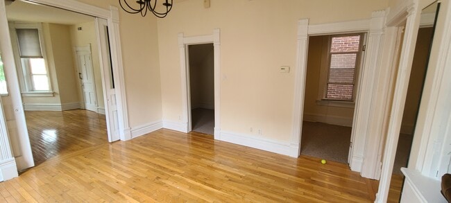 Dining Room - 3363 S Lowe Ave Unit 2nd Floor