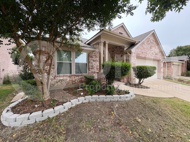 Photo - 1921 Highland Haven Ln