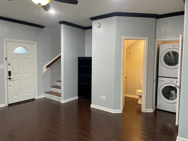 Photo - The Carlton Apartments