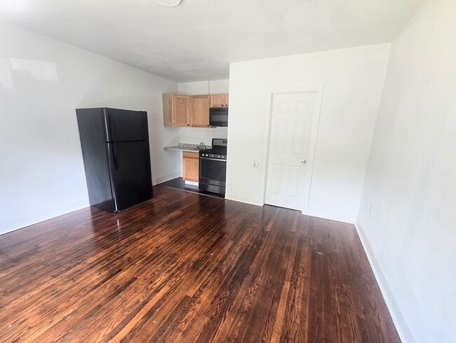 Photo - 542 N Scott St