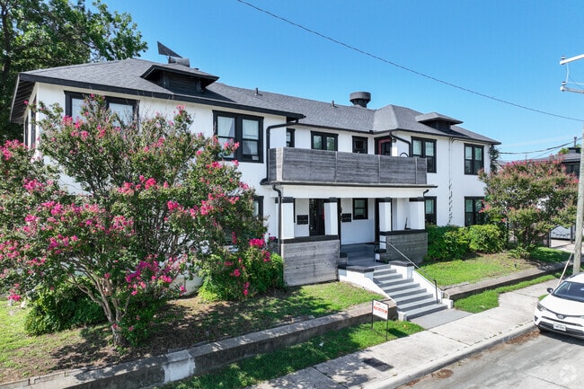 Primario - Leuda-May Apartments