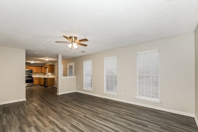 Photo - 5391 Katherine Village Dr