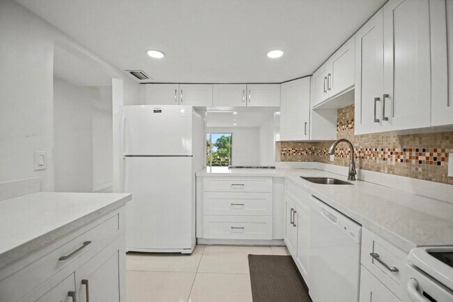 Photo - 10110 Boca Entrada Blvd Unit 305