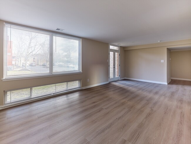 Spacious 2 Bed,1.5 Bath with 989 sq. ft., oversized windows, and bright open living space at North Crossing.