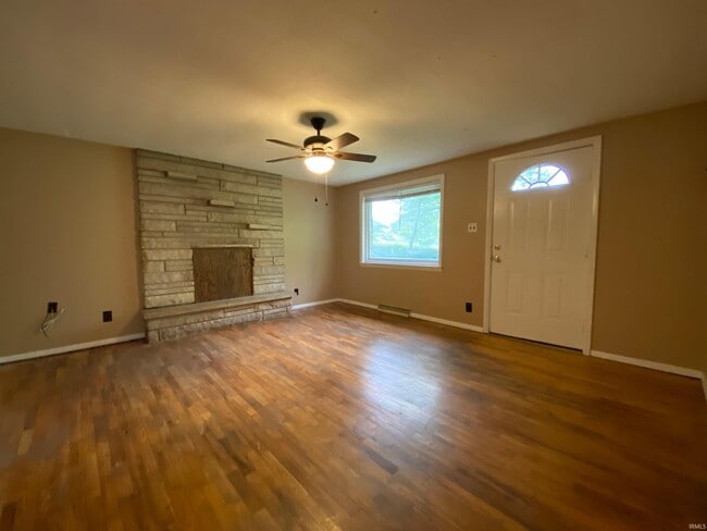 Photo - 3274 E Moores Pike