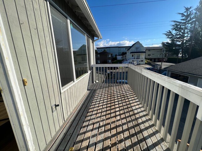 Photo - 1411 G St Unidad 1411 B