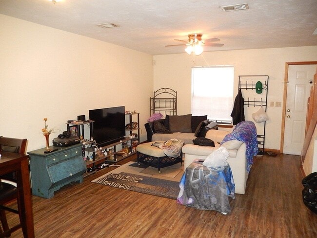 Building Photo - 2303 Hartsfield Way Rental
