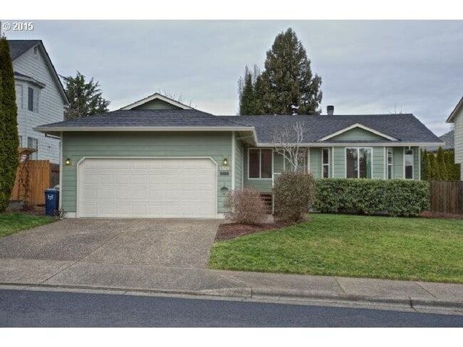 Building Photo - 3 Bedroom Home with Vaulted Living Room Near The Streets of Tanasbourne with Garage & Yard