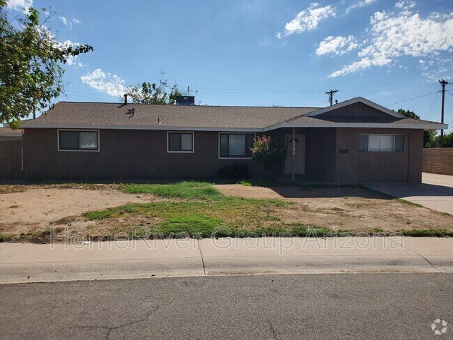 Building Photo - 4023 N 80th Dr Rental