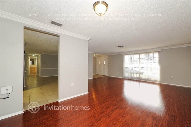 Photo - 8701 Lincolnshire Dr