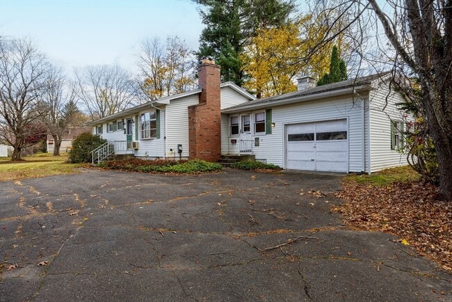 Photo - 26 Summit St