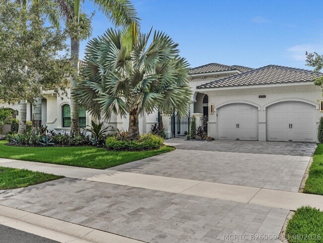 Building Photo - 16732 Strasbourg Ln