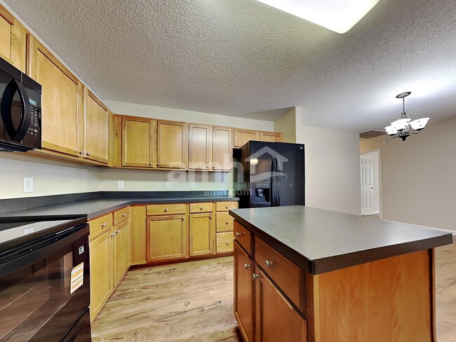 Photo - 223 Tigers Paw Dr