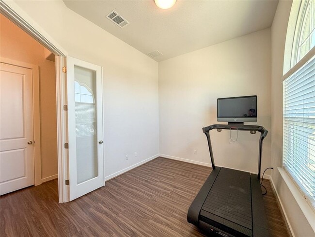 Photo - 249 Heartleaf Rd