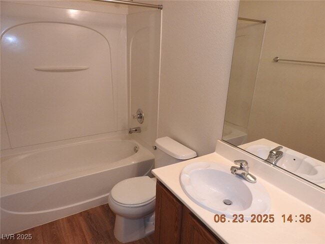 Photo - 707 W Sea Harbor Ct