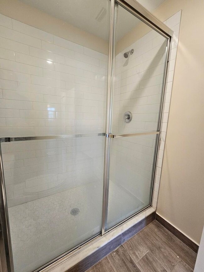 Photo - 6951 Harbours Edge Ave