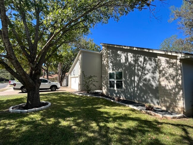 Photo - 2706 Hopewell Ct