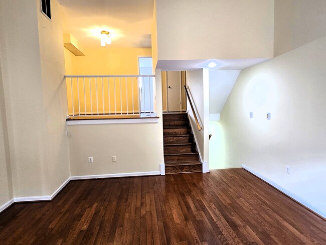 Photo - 2033 N Cameron St