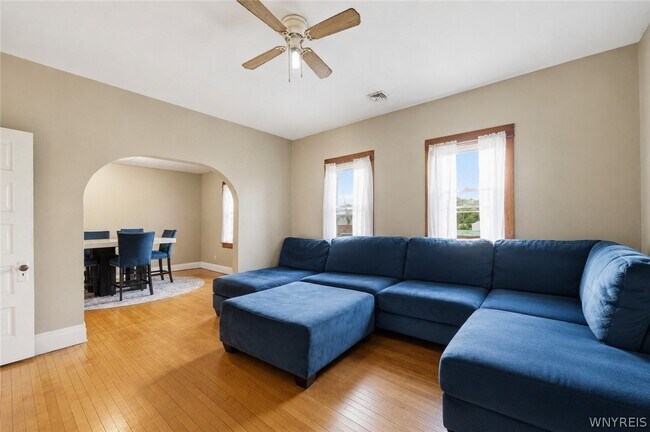 26 Milnor Ave