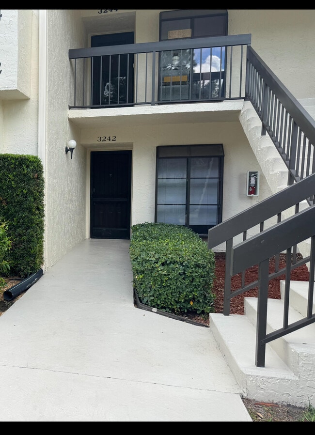 Building Photo - 3242 Perimeter Dr Rental