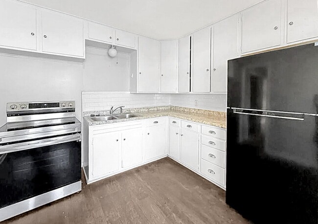 Photo - ***$500 OFF First Full Month’s Rent if you...