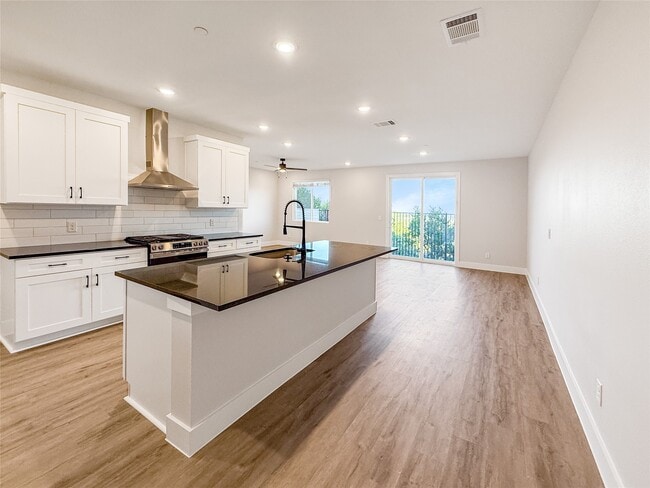 Photo - 5607 Mobeetie Lp