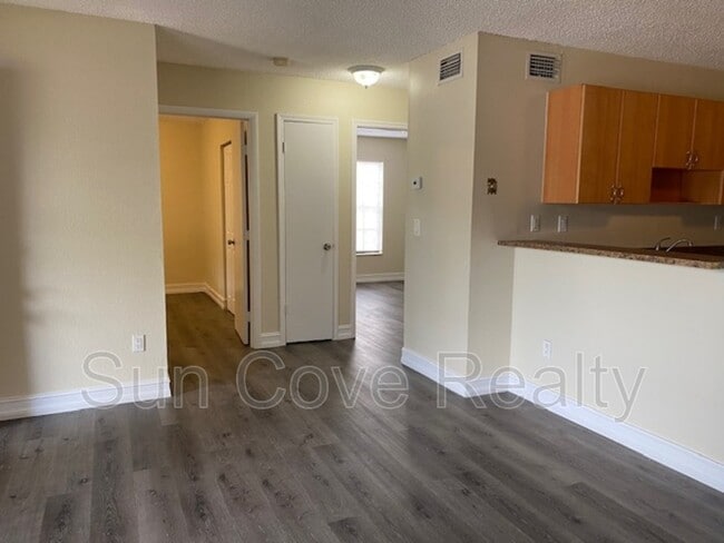 Photo - 21027 Voyager Blvd Unidad #K8