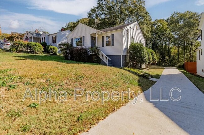 Photo - 4 Long Hill St