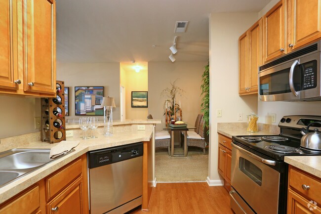 One Bedroom Kitchen