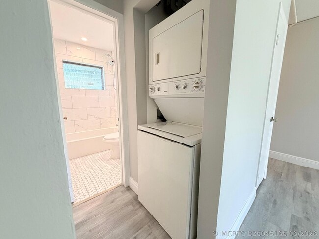 809 2nd St Unit 2