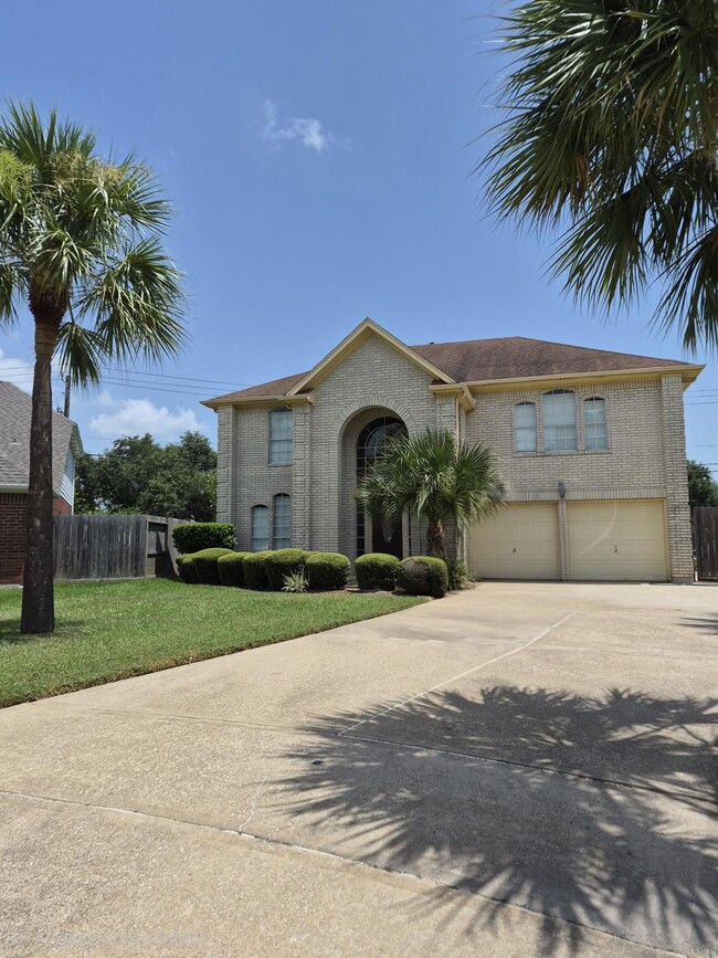 Photo - 2330 Lord Nelson Dr
