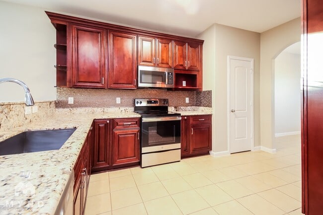 Photo - 6510 Pine Tree Dr