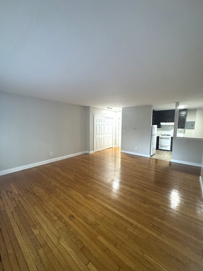 Photo - 580 Bridge St Unit 32