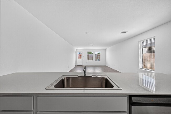 Photo - 26827 Rosy Shimmer Ln