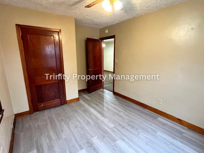 Photo - 601 Collins Ave