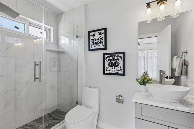 810 Premier Pkwy