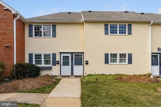 Photo - 306 Yardley Cmn Condo