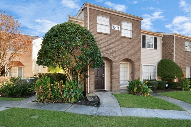 Photo - 2002 Gentryside Dr Unidad 113