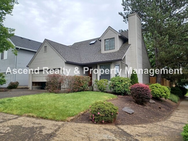 Photo - Ready Immediately Summer Lake 3 Bed on Corner Lot, Fenced Yard, Primary Bed on Main Level