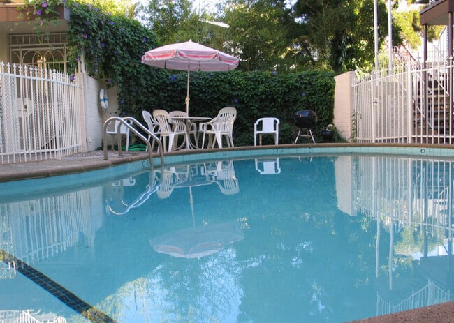 Photo - Piedmont Gardens