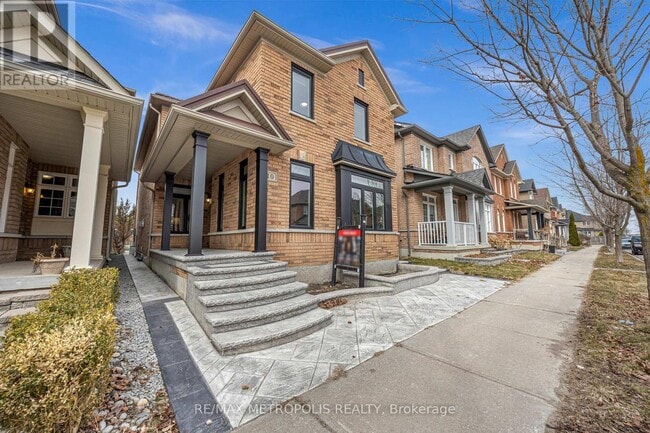 Photo - 10 Snowcreek St