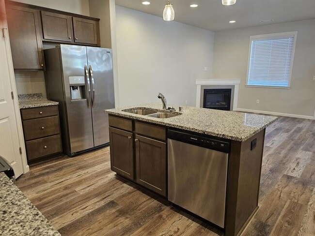 Photo - 5724 NE 58th Way