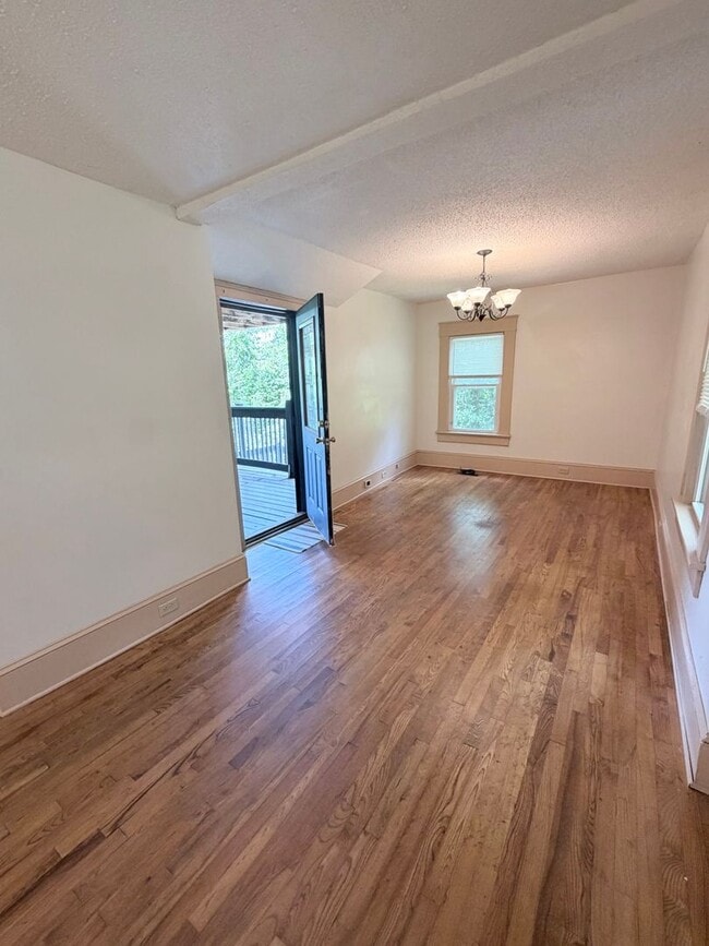 Photo - Available Now! River Arts District. 2 bedrooms/1 bathroom