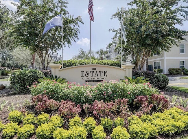 Photo - 100 Kensington Blvd Unit Estates at Westbury
