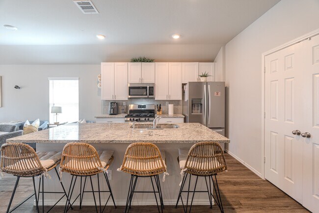 Photo - 26106 Halwell Mnr Ln